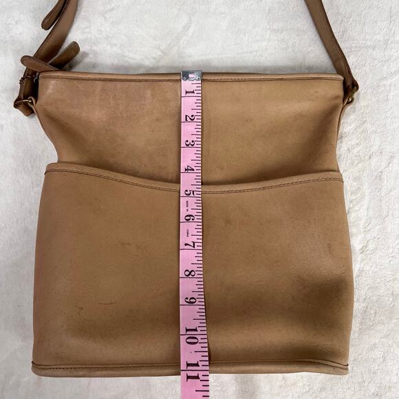 Coach vintage bleecker Legacy Tan Leather  Crossbody Bag Purse 0171 020 - Picture 9 of 11